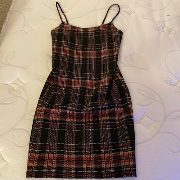 Women’s XS Bodycon Black/Burgundy Mini Dress - Picture 1 of 4
